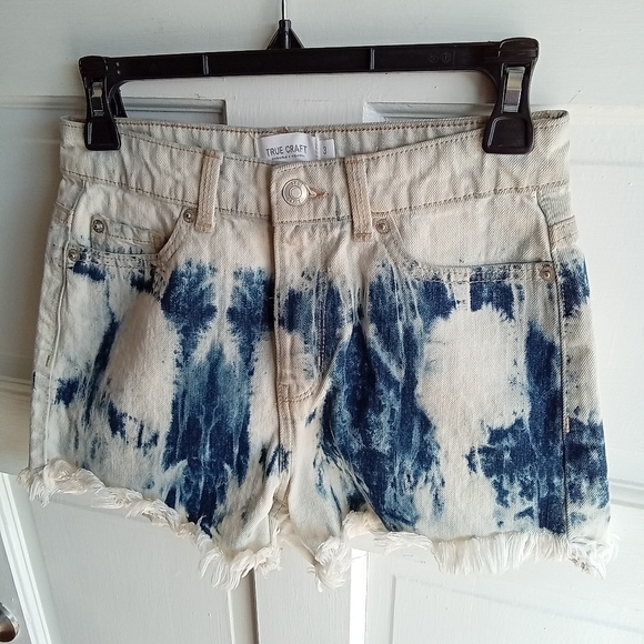 True Craft Pants - 2-$15...TRUE CRAFT TYE DYE BLUE JEAN SHORTS SIZE 3 JUNIORS